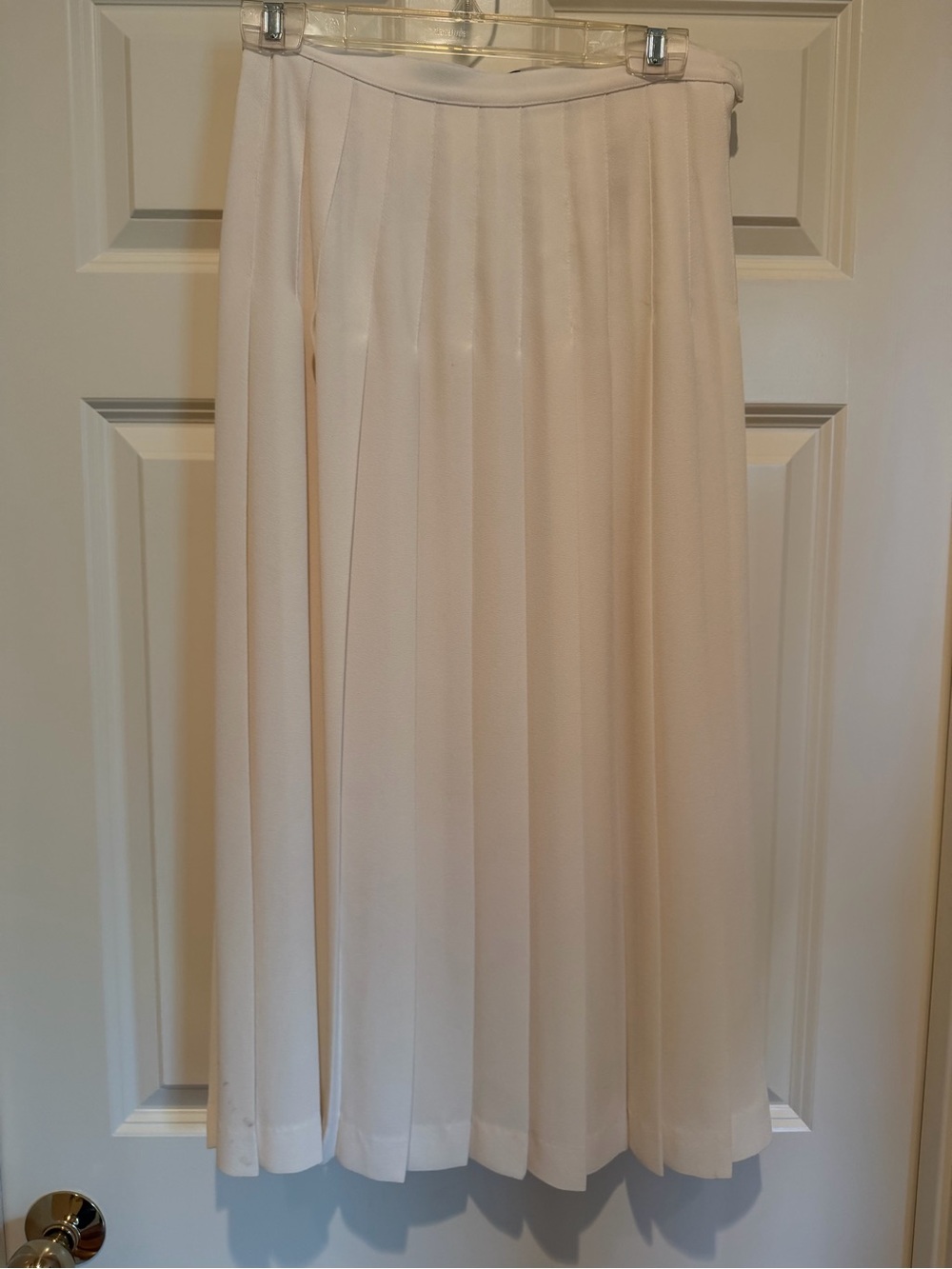 Karen Scott Cream Pleated Midi Skirt